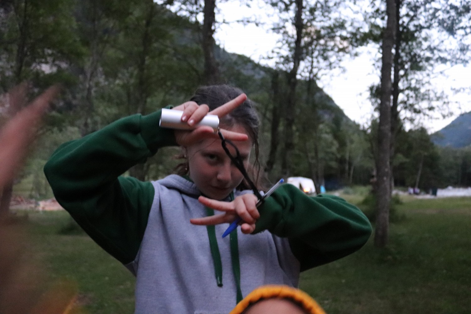 637788b09a5e32aa20096dab51b9193a.jpg